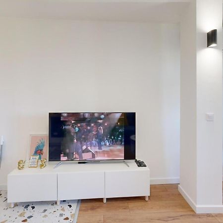 Modern City Stay Apartment 4 Min Walk From Alexander Nevski ソフィア エクステリア 写真